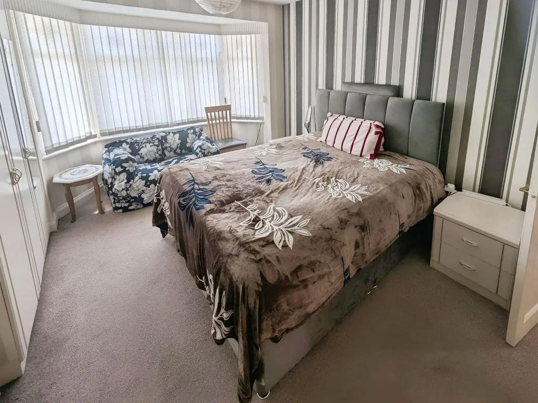Exhall, Coventry, West Midlands, CV7 9BG - Online Auctions