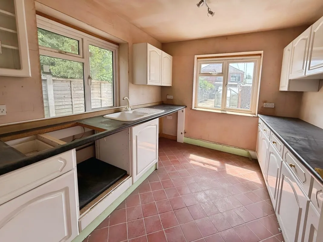Lower Stoke, Coventry, West Midlands, CV2 5HN - Online Auctions