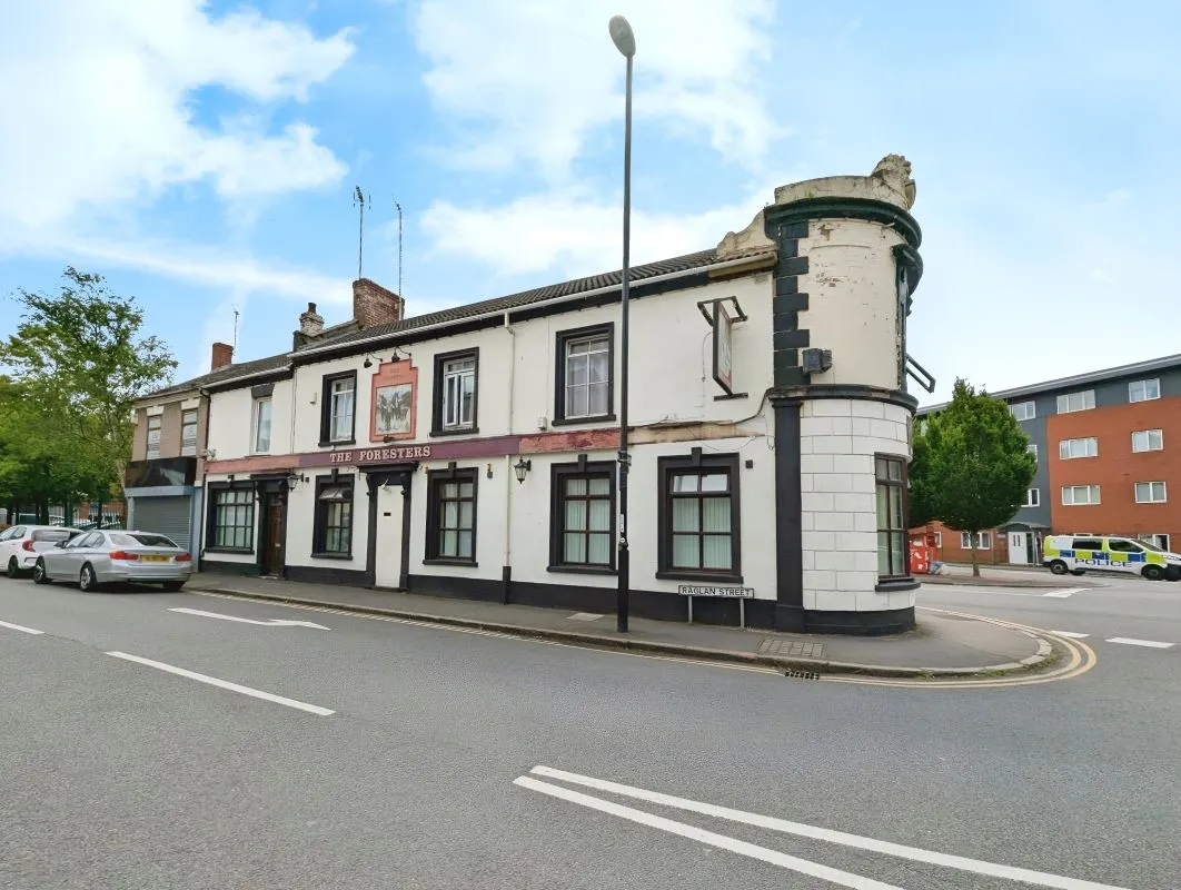 6 Raglan Street, Coventry, West Midlands, CV1 5QF - Online Auctions