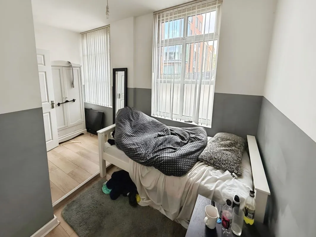 6 Raglan Street, Coventry, West Midlands, CV1 5QF - Online Auctions
