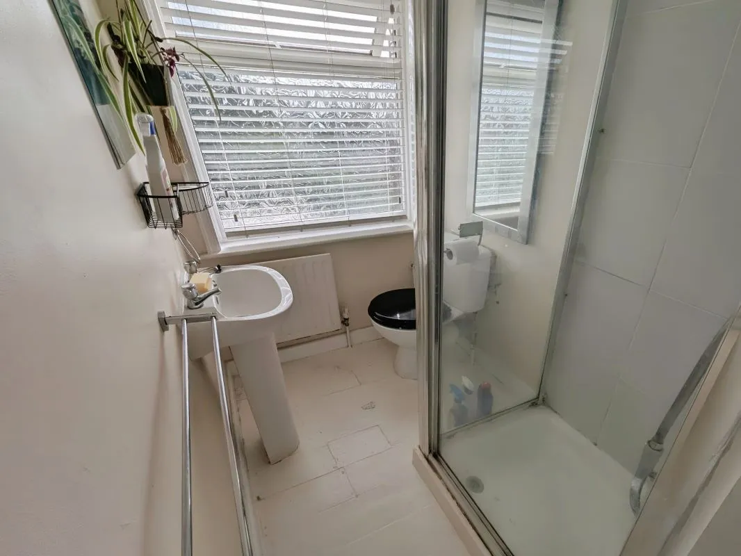 Holbrooks, Coventry, West Midlands, CV6 4FY - Online Auctions