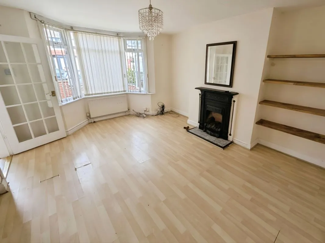 Holbrooks, Coventry, West Midlands, CV6 4FY - Online Auctions