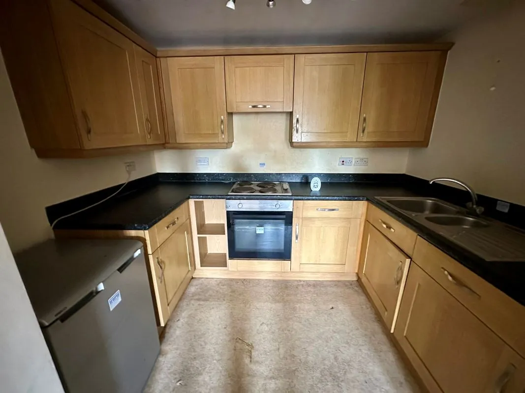 Stoke-On-Trent, Staffordshire, ST1 3GW - Online Auctions