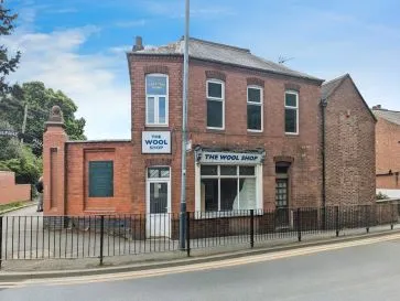 Property for Auction in Coventry & Warwickshire - 4 and 4A, Coventry Road, Bedworth, Warwickshire CV12 8NN