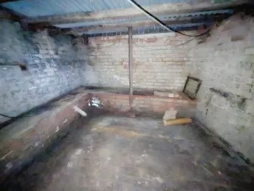 Property for Auction in Coventry & Warwickshire - 4 and 4A, Coventry Road, Bedworth, Warwickshire CV12 8NN