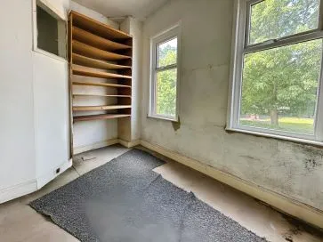 Property for Auction in Coventry & Warwickshire - 4 and 4A, Coventry Road, Bedworth, Warwickshire CV12 8NN