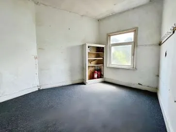Property for Auction in Coventry & Warwickshire - 4 and 4A, Coventry Road, Bedworth, Warwickshire CV12 8NN