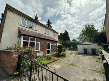 Property for Auction in Coventry & Warwickshire - 4 and 4A, Coventry Road, Bedworth, Warwickshire CV12 8NN