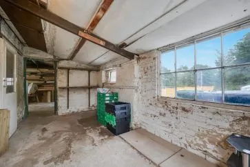 Property for Auction in Coventry & Warwickshire - 174 Hickman Road, Galley Common, Nuneaton, Warwickshire CV10 9NG