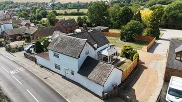 Property for Auction in Coventry & Warwickshire - 174 Hickman Road, Galley Common, Nuneaton, Warwickshire CV10 9NG