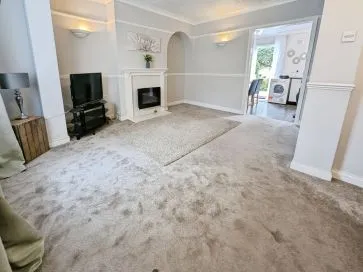 Property for Auction in Coventry & Warwickshire - 21 The Avenue, Whitley, Coventry, West Midlands CV3 4BP