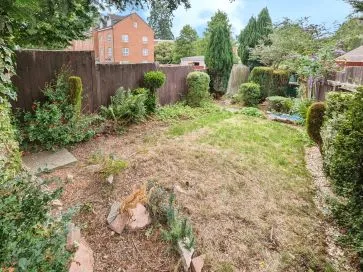 Property for Auction in Coventry & Warwickshire - 21 The Avenue, Whitley, Coventry, West Midlands CV3 4BP