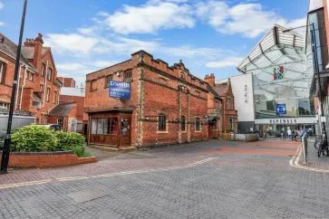 Property for Auction in Coventry & Warwickshire - The Jailhouse, Chapel Street, Nuneaton, Warwickshire CV11 5QH
