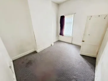 Property for Auction in Coventry & Warwickshire - 29 Wren Street, Stoke, Coventry, West Midlands CV2 4FT