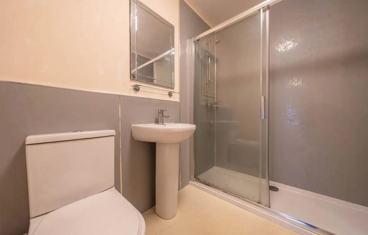 Kendal, Cumbria, LA9 4HB - Online Auctions