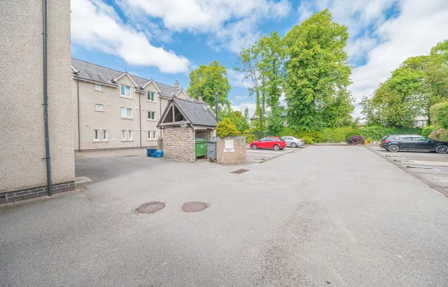 Property for Auction in Cumbria - Flat 11, Weavers Court, Queen Katherine Street, Kendal, Cumbria LA9 7FB