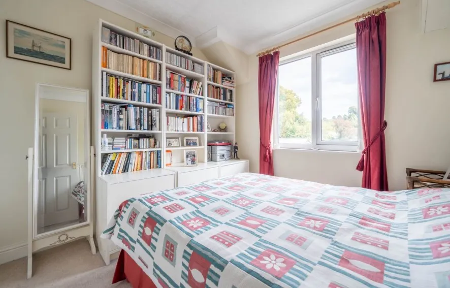 Property for Auction in Cumbria - Flat 11, Weavers Court, Queen Katherine Street, Kendal, Cumbria LA9 7FB