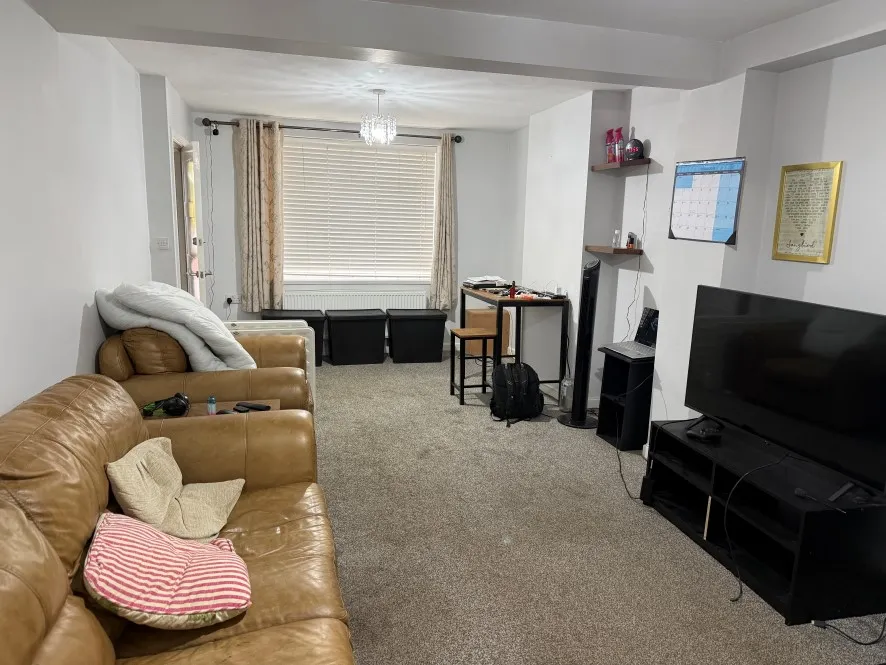 Property for Auction in Cumbria - 1 & 1A Whitehaven Road, Cleator Moor, Cumbria CA25 5QN