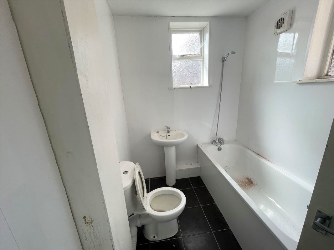 Steamer Street, Barrow-in-Furness, Cumbria, LA14 2SG - Online Auctions