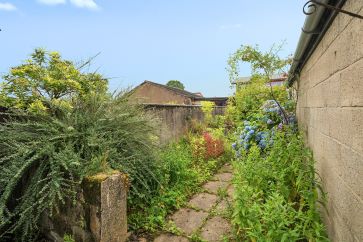 Property for Auction in Cumbria - 36 Crescent Green, Kendal, Cumbria LA9 6DR