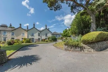 Property for Auction in Cumbria - 7 Kents Bank House, Kentsford Road, Grange-Over-Sands, Cumbria LA11 7BB