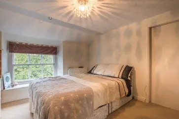 Property for Auction in Cumbria - 1 Castle Crescent, Kendal, Cumbria LA9 7AN