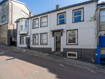 Property for Auction in Cumbria - Flat 4, 8 Kent Street, Kendal, Cumbria LA9 4AT