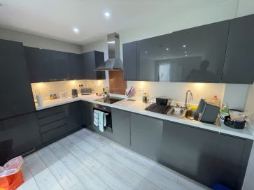 Property for Auction in East Anglia - Flat 94, Beaumont Court 61-71, Victoria Avenue, Southend-On-Sea, Essex SS2 6EB