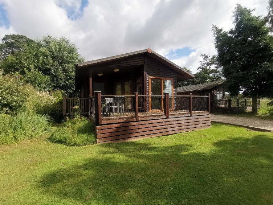 Property for Auction in East Anglia - Bungay Lodge, Waveney Inn and River Centre, Staithe Road, Burgh St. Peter, Suffolk NR34 0DE