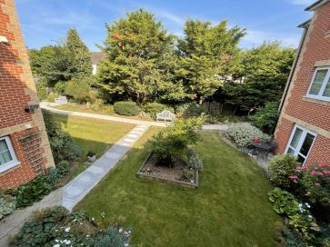 Property for Auction in East Anglia - Flat 22, Chancellor Court, Broomfield Road, Chelmsford, Essex CM1 1RY