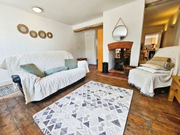 Property for Auction in East Anglia - 4 Elm Terrace, Wymondham, Norfolk NR18 0QD
