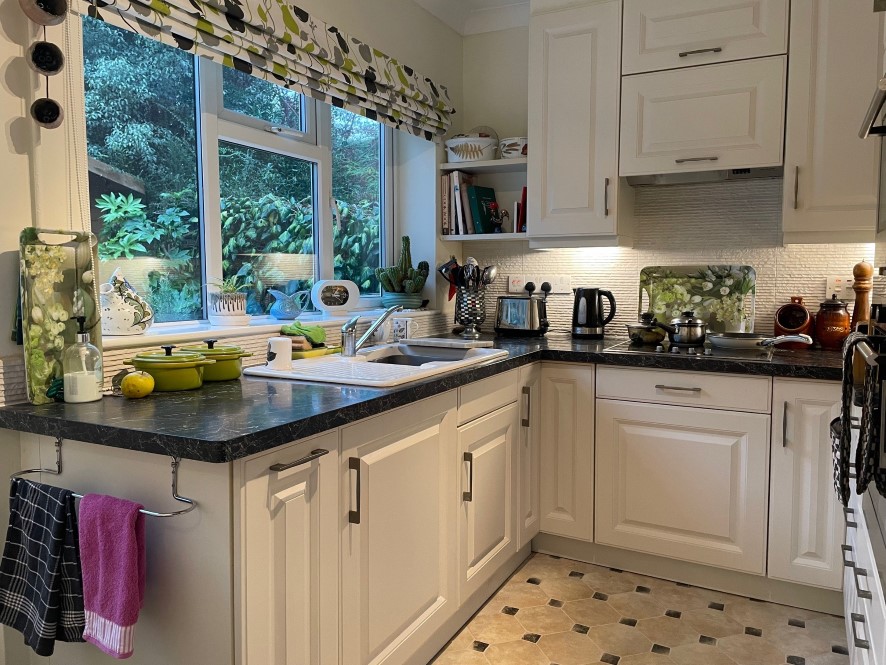 Property for Auction in East Anglia - 1 Meadow Lane, Thorpe St Andrew, Norwich, Norfolk NR7 0QX