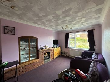 Property for Auction in East Anglia - 35 Jubilee Avenue, East Harling, Norwich, Norfolk NR16 2QF