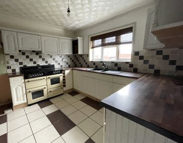 Property for Auction in East Anglia - 26 Cambridge Avenue, Gorleston, Great Yarmouth, Norfolk NR31 7EX