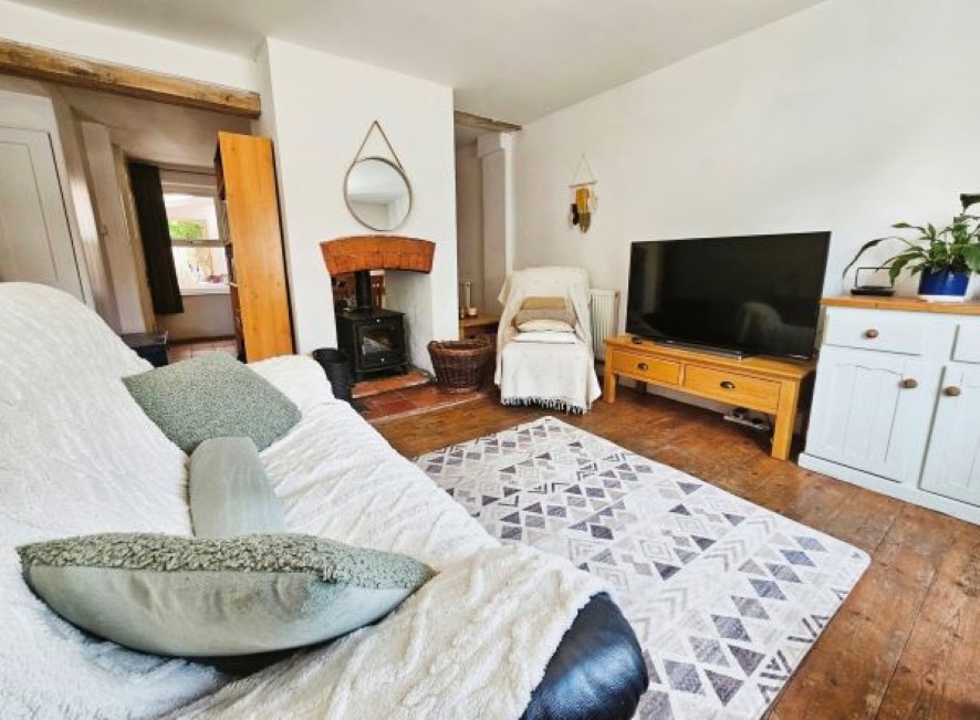 Property for Auction in East Anglia - 4 Elm Terrace, Wymondham, Norfolk NR18 0QD