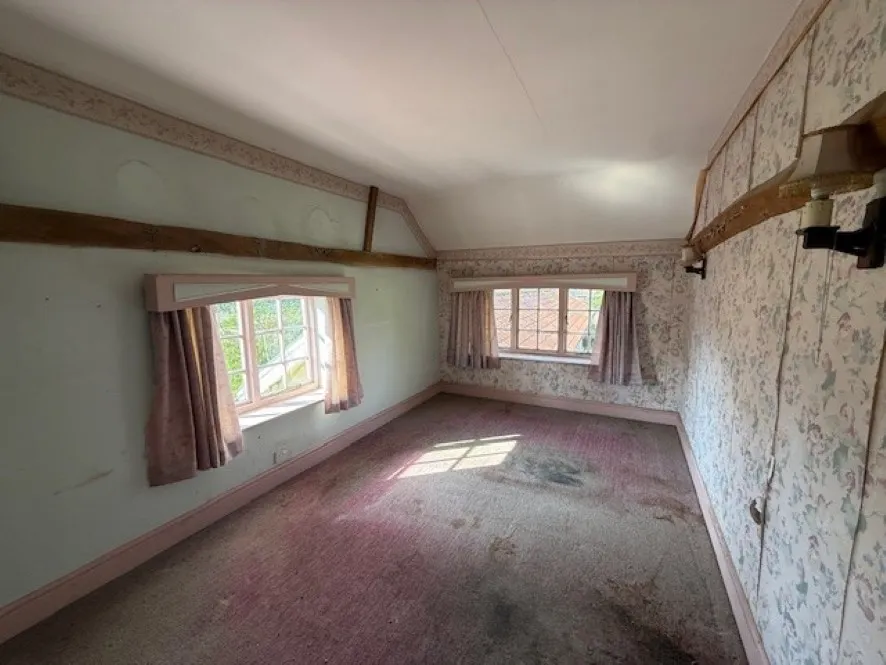 Property for Auction in East Anglia - Woodmans Lodge and Annexe, 38 The Street, Ashwellthorpe, Norfolk NR16 1HD