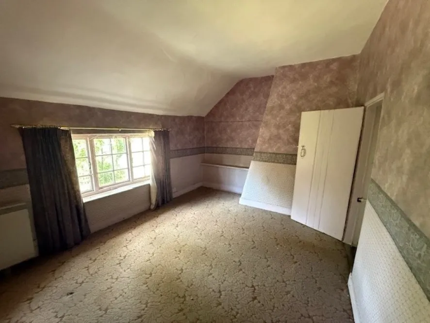 Property for Auction in East Anglia - Woodmans Lodge and Annexe, 38 The Street, Ashwellthorpe, Norfolk NR16 1HD