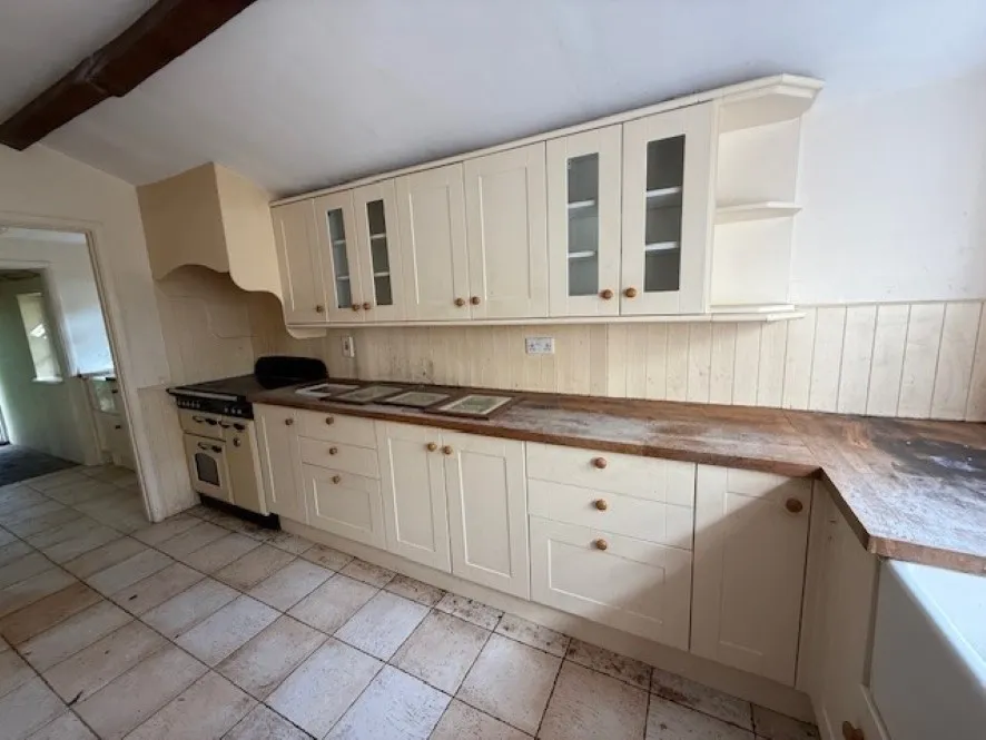 Property for Auction in East Anglia - Woodmans Lodge and Annexe, 38 The Street, Ashwellthorpe, Norfolk NR16 1HD