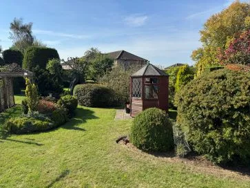 Property for Auction in East Anglia - 12 Sandy Lane, South Wootton, King&apos;s Lynn, Norfolk PE30 3NX