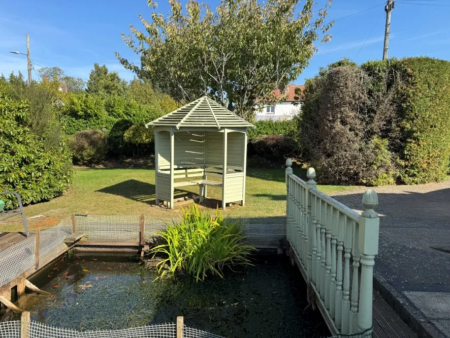 Property for Auction in East Anglia - 12 Sandy Lane, South Wootton, King&apos;s Lynn, Norfolk PE30 3NX