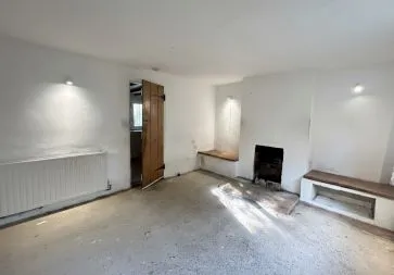 Property for Auction in East Anglia - 1 Stone Cottages, Mill Street, Middleton, Saxmundham, Suffolk IP17 3NG
