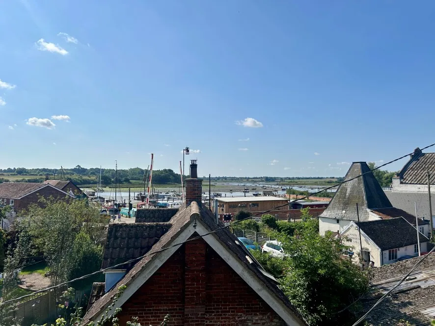 Property for Auction in East Anglia - 16 Quayside, Woodbridge, Suffolk IP12 1BH