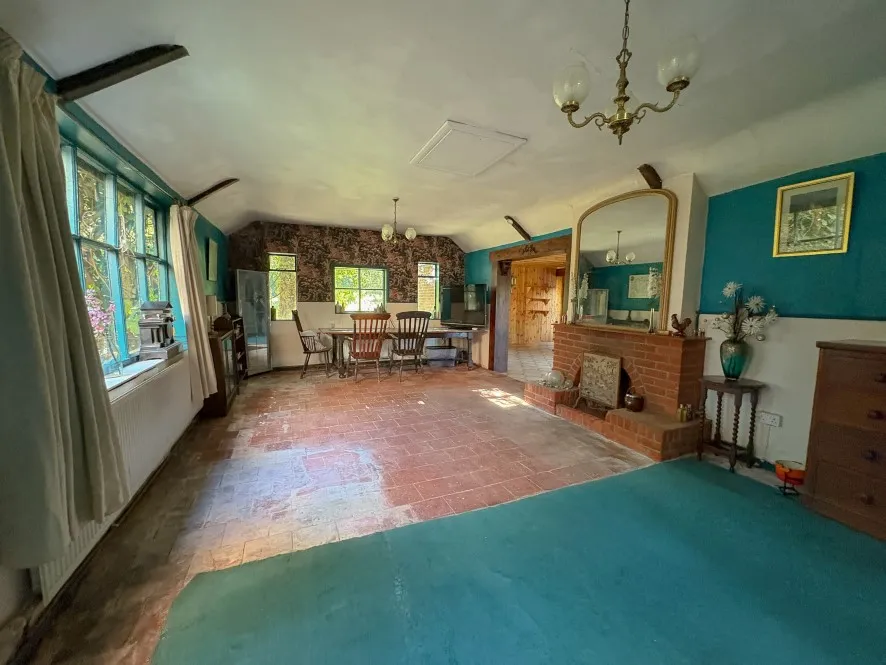 Property for Auction in East Anglia - 43 The Green, Upton, Norwich, Norfolk NR13 6AY