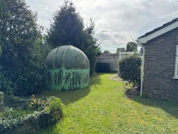 Property for Auction in East Anglia - 47 Old Vicarage Park, Narborough, King&apos;s Lynn PE32 1TH