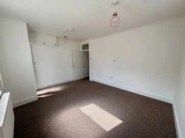 Property for Auction in East Anglia - 16 Salisbury Road, Lowestoft, Suffolk NR33 0HE