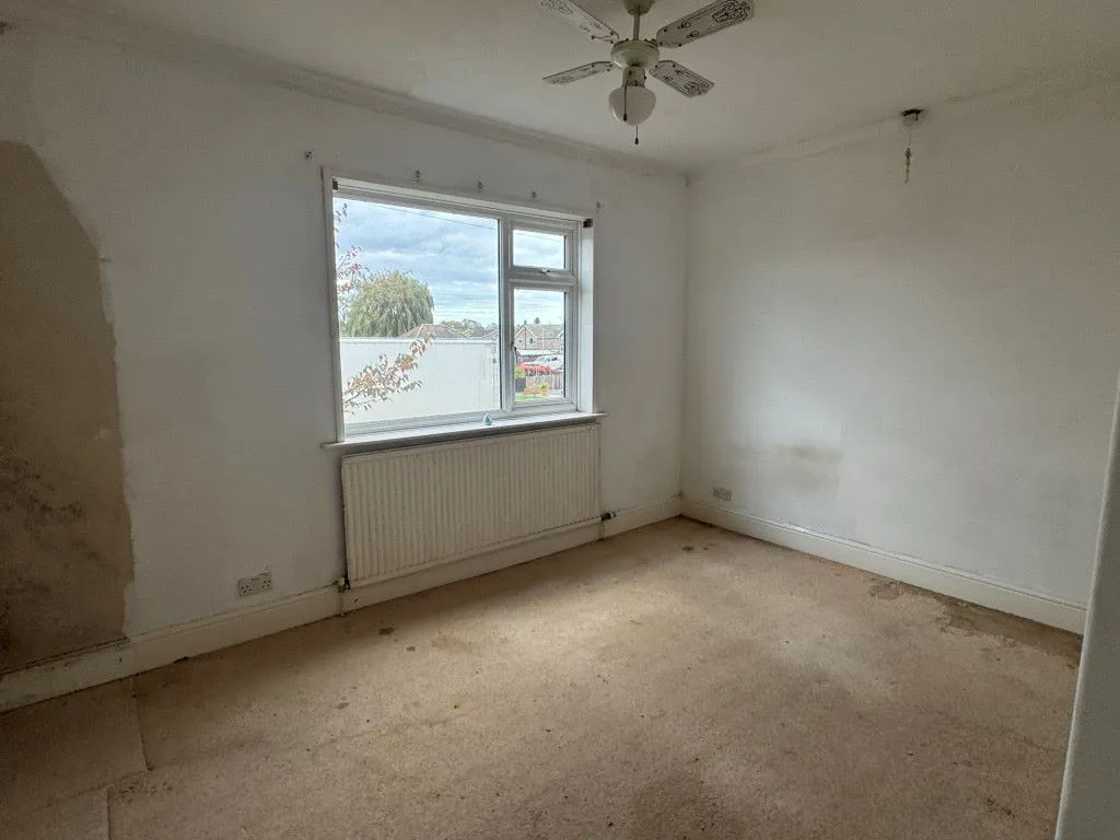 Spalding, Lincolnshire, PE11 2UN - Online Auctions