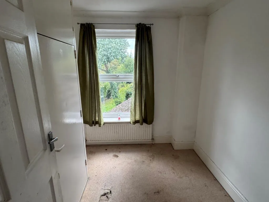 Spalding, Lincolnshire, PE11 2UN - Online Auctions