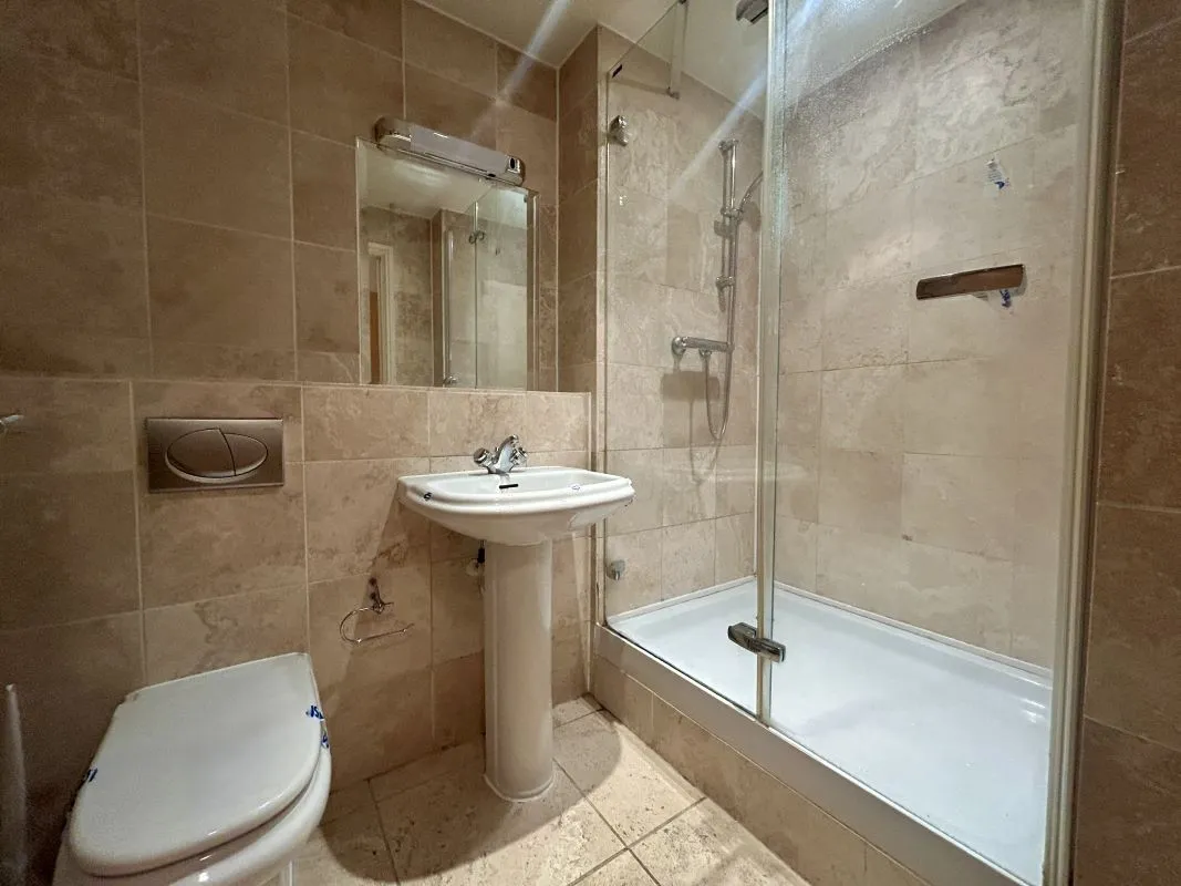 Ipswich, Suffolk, IP1 1TG - Online Auctions