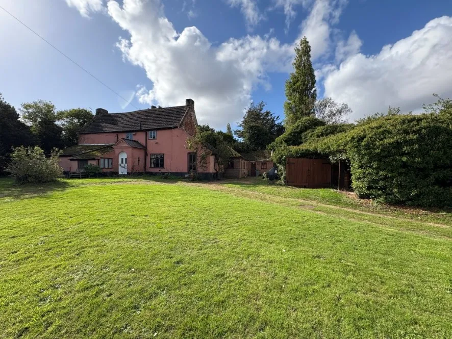 Property for Auction in East Anglia - 43 The Green, Upton, Norwich, Norfolk NR13 6AY