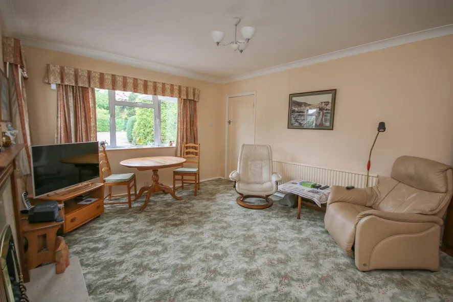 Property for Auction in East Anglia - 12 Sandy Lane, South Wootton, King&apos;s Lynn, Norfolk PE30 3NX